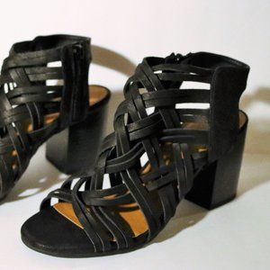 NWOB Tiyah Caged Heeled Sandal